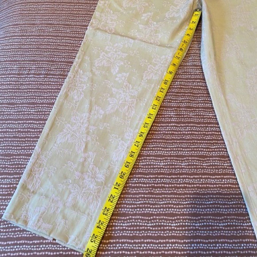 Womyn Cream and White Floral Print Pants Size 12 NWT - Picture 5 of 9